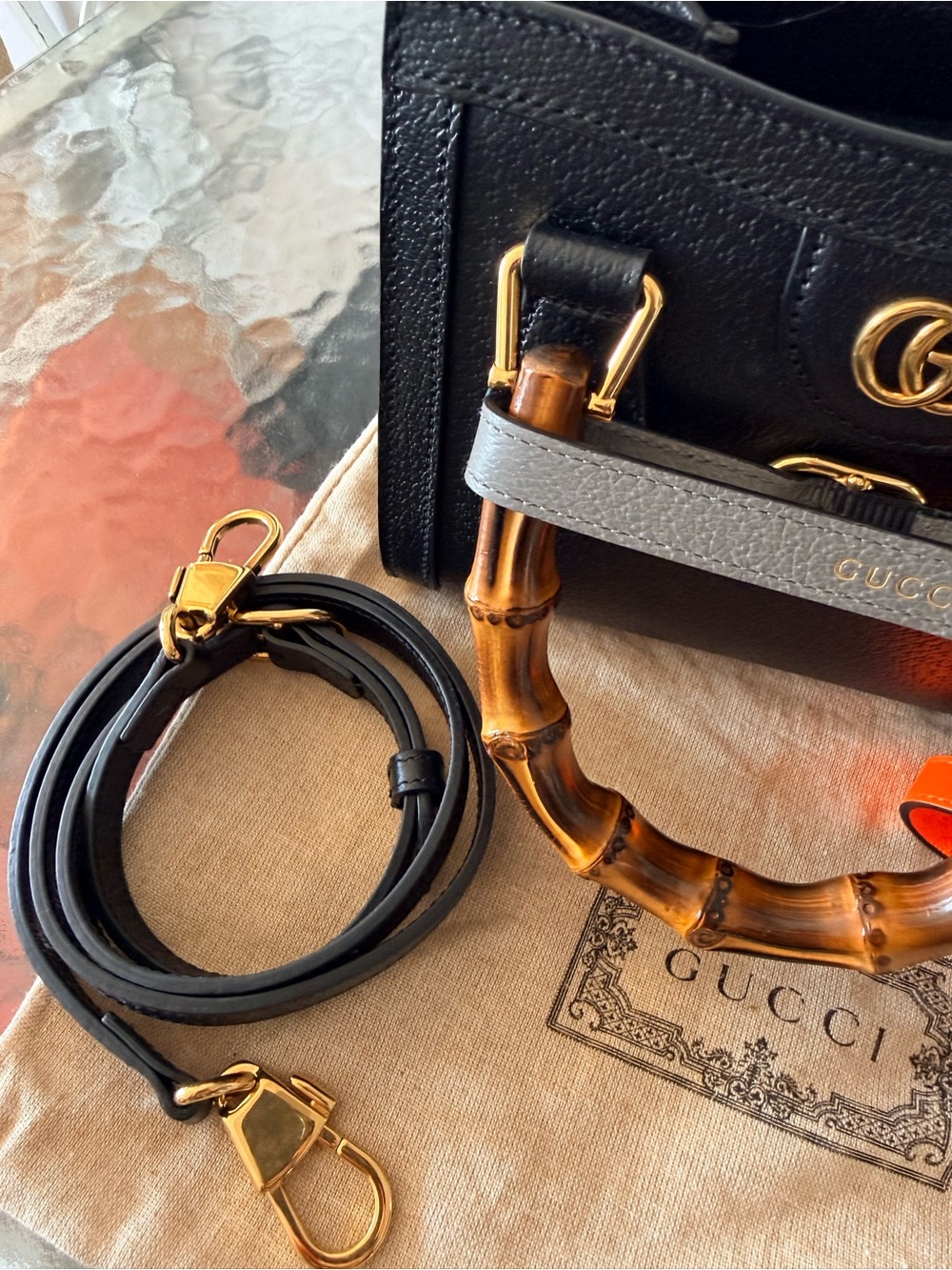 Gucci Diana black leather bamboo handle bag with pair of crossbody straps! New - Picture 9 of 10